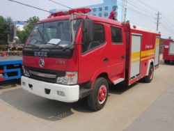 Pequeño camión de la lucha contra el fuego de DongFeng
