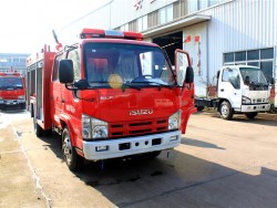 Camión de la lucha contra el agua de China 4x2/el fuego de la espuma