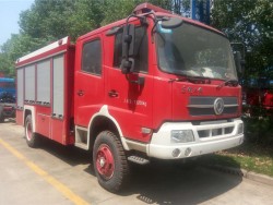 China camión de petrolero del agua de la lucha contra el fuego de 6 toneladas