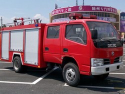 Camión profesional de la lucha contra el fuego 4X2 de Dongfeng