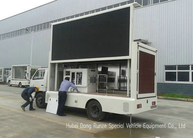 China Vehículo móvil de la publicidad del camión de la cartelera de JMC OMDM LED con la caja de luz a todo color proveedor