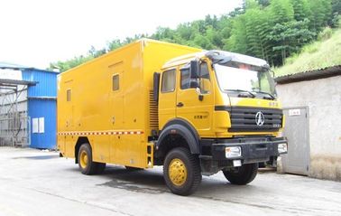 China El camión del vehículo de la purificación del agua montó unidades portátiles del tratamiento de aguas del ejército del vehículo del equipo de sistema de la purificación proveedor
