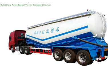 China V tipo cemento que acarrea los remolques con el motor diesel para el polvo seco Meterial 60 - 65 M3 proveedor