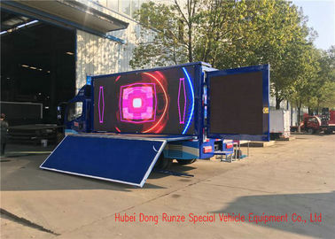 China Camión móvil azul de la publicidad de Digitaces, camión a todo color de la pantalla de la publicidad LED proveedor