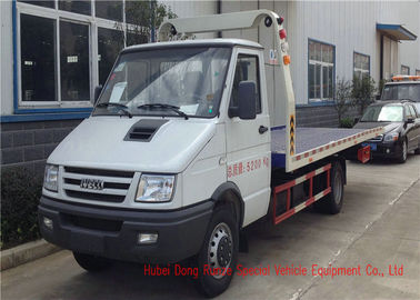 China Grúa de camión de auxilio del motor diesel de IVECO, camión plano de la recuperación de la avería proveedor