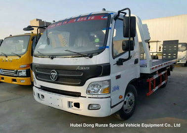 China Grúa de camión de auxilio hidráulica de 4 toneladas, camión plano de la recuperación con Cummins Engine proveedor