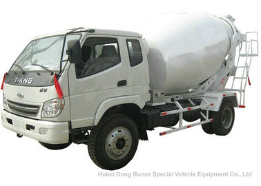 China Camión 2 CBM, camiones preparados del mezclador concreto de T. rey Chassis del cemento proveedor