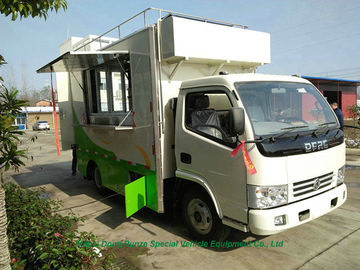 Camión de cocina móvil 4x2/4x4 de DFAC RHD/de LHD para la comida que cocina y que vende proveedor